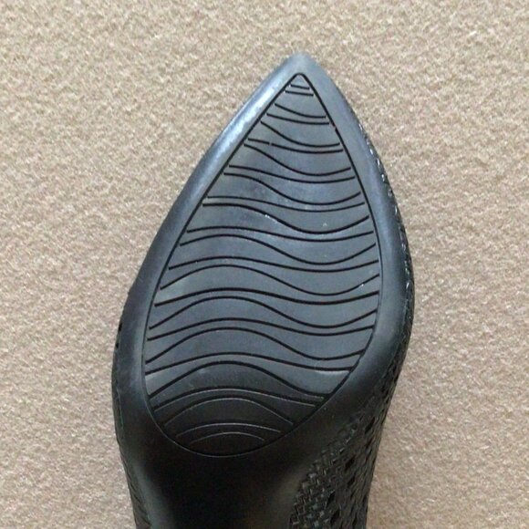 Stiletto 3.75" heels - size 7.5 - like new, worn twice - Picture 9 of 14